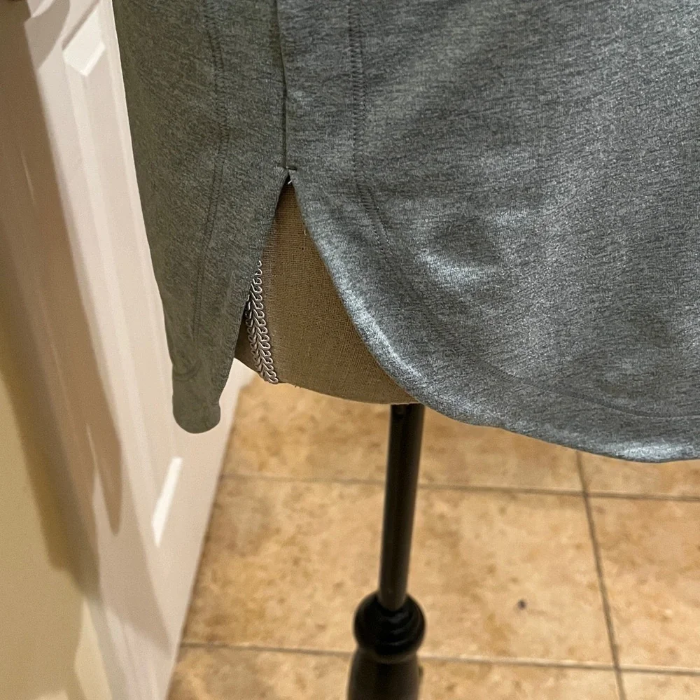 Athleta Women's Long Sleeve Tee